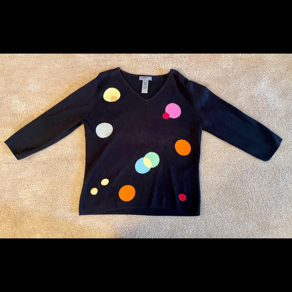 Fun v-neck cotton sweater!